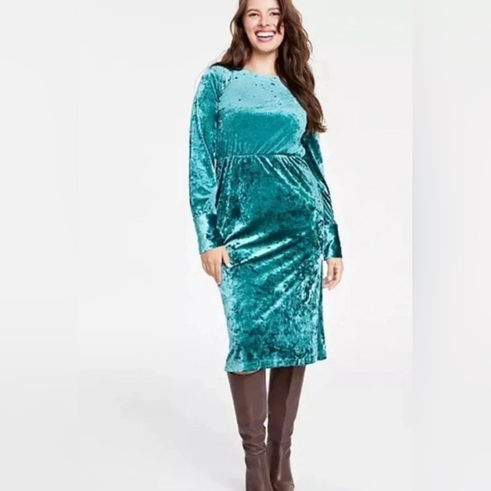 Teal Velvet Long Sleeve Dress